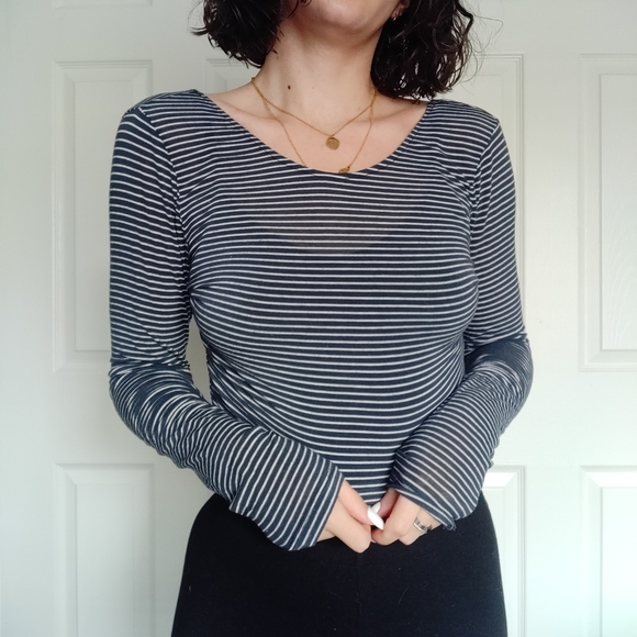 Brandy Melville Tops - 3/$20 BRANDY MELVILLE STRIPED LONG SLEEVE